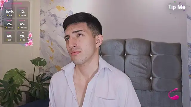 Un_Sluttyy Webcam Show