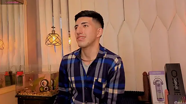 Un_Sluttyy Webcam Show