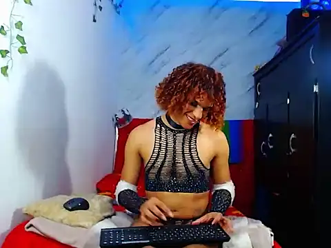 Sexybella_13 webcam show