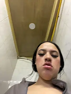 XXX chat uživo modela CelesteJones1