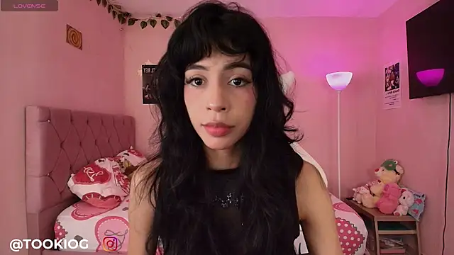 TOOKIOG_ Adlı Modelin Canlı XXX Sohbeti