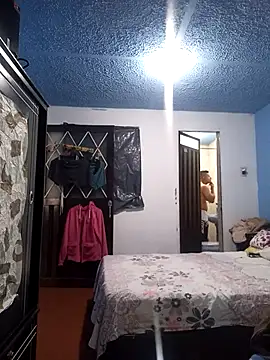 themorenofit08 webcam show