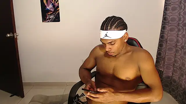 Jackboy_000 Show in webcam