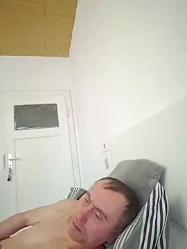 TirelessLot3: вебкам-шоу