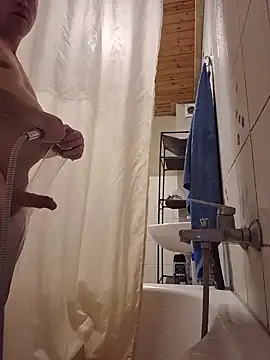 TirelessLot3 Webcam-Show