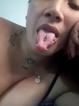 phoop_lilaa Adlı Modelin Web Kamerası Şovu