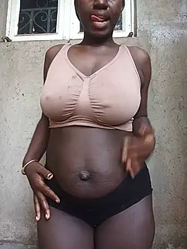 Show modela Momojasmine0 na web-kameri