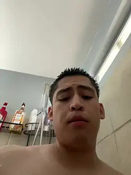 Webkamerová show VirginBoyCock