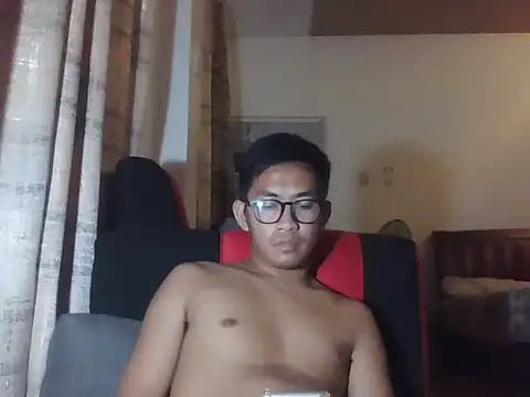 denzkylexx Show in webcam