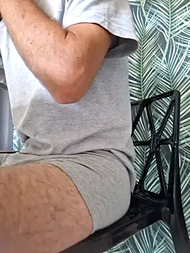 CuteDaddy92 Show Webcam