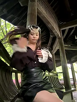 Pertunjukan Kamera Web luna-sisi