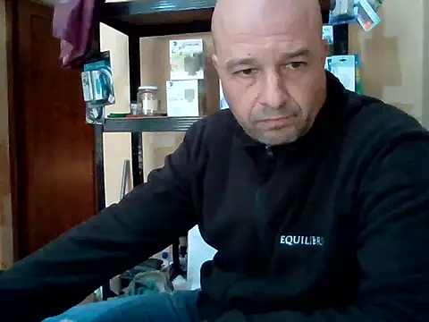 Show modela Askosex111 na web-kameri