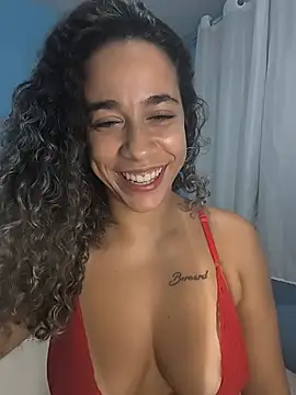 Chat +18 de vivianeleoa ao vivo