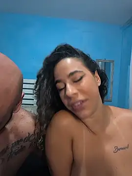 vivianeleoa webcam show