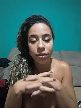 Show de vivianeleoa na webcam