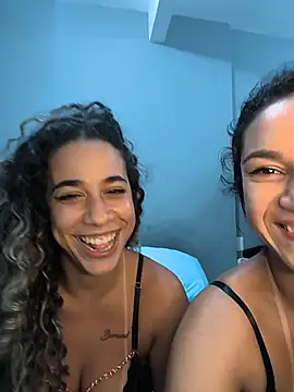 Show de vivianeleoa na webcam