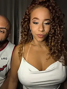 vivianeleoa Webcam show