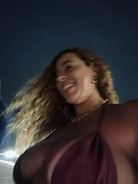 vivianeleoa Webcam show