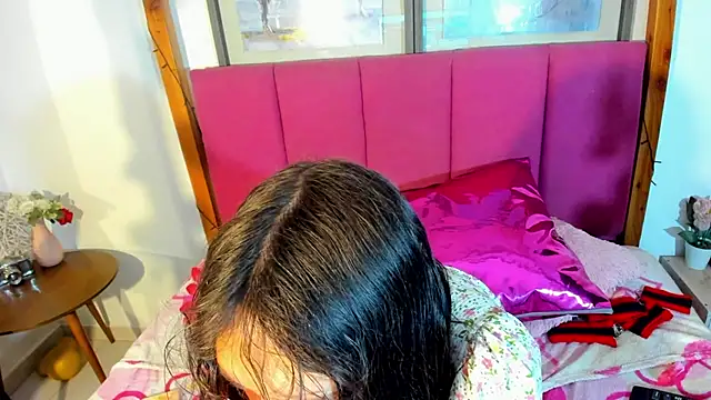 Lux_Royse Webcam show