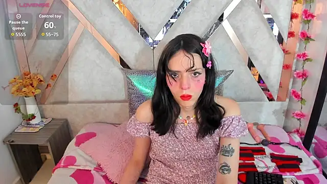 Lux_Royse Pertunjukan Webcam