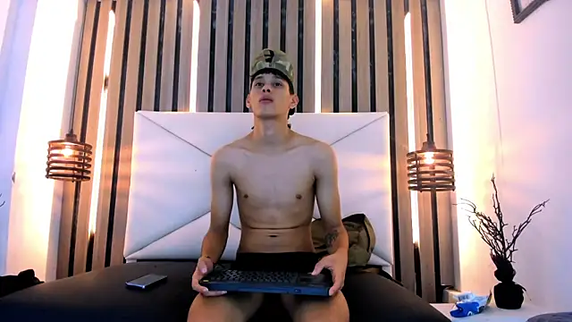 Pit_Ross Pertunjukan Webcam