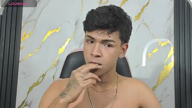 Timmy_Kiing_ 在線直播表演