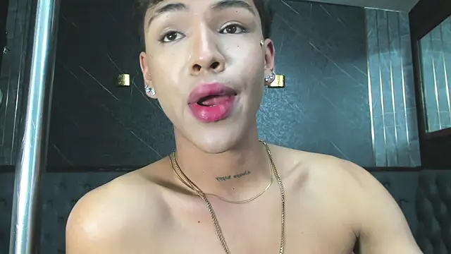 Timmy_Kiing_n Webbikameraesitys