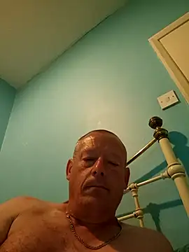 Show modela Tyson120 na web-kameri