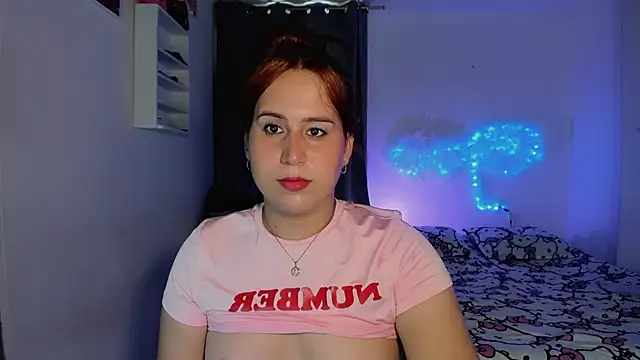 Show modela Sofiababyy na web-kameri