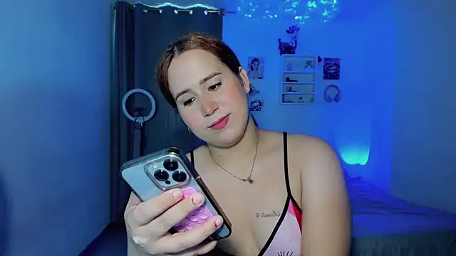 Sofiababyy's Webcam Show