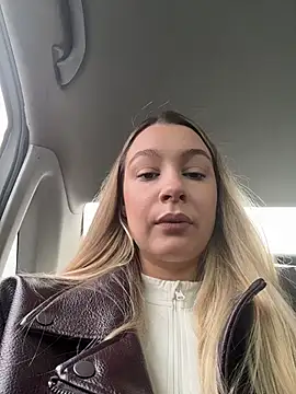 Webkamerová show SashaCatt