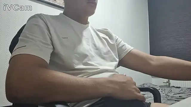 stiroxtwitchn Webbikameraesitys