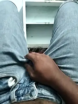 LEOMEGHA2026 Webcam Show