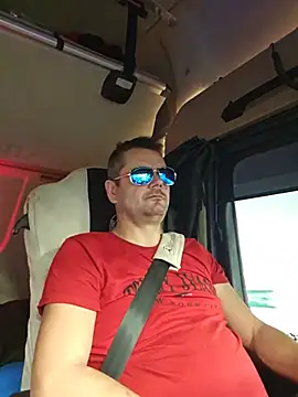 Pokazy przed kamerką – adas-