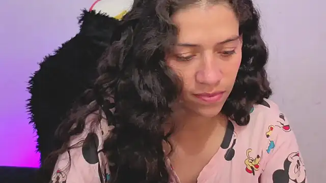 צ'אט XXX בשידור חי של daniela_rivasthl