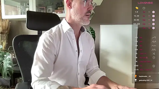 the_new_fit_rubinho webcam show