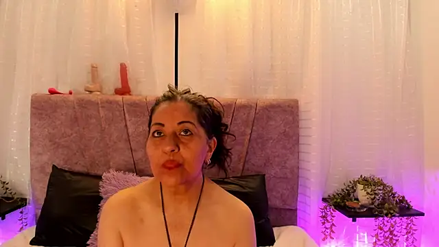 Victoriaa_Anderson webkamerás műsora