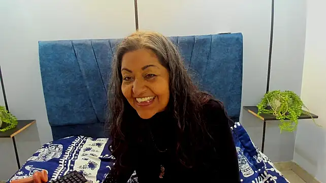 Victoriaa_Anderson: онлайн-секс-чат