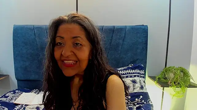 Victoriaa_Anderson Show in webcam
