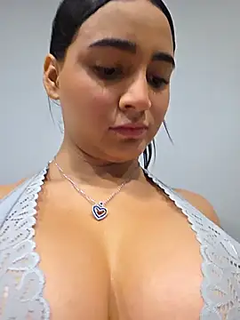 Ashlyrouxx's Webcam Show