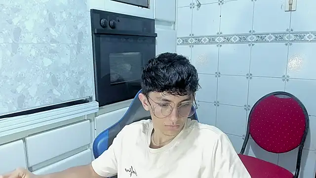 ElanGiraldo Adlı Modelin Web Kamerası Şovu