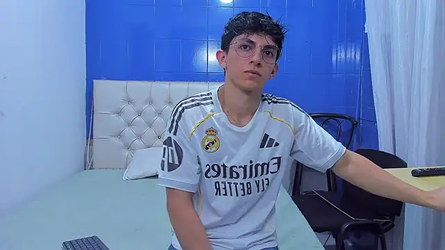 ElanGiraldo – webcam-show