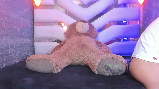 ElanGiraldo 网络视讯表演