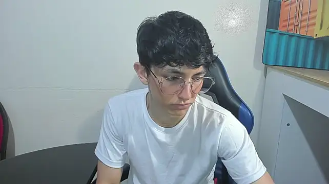 ElanGiraldo – webcam-show