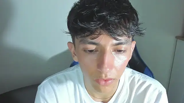 ElanGiraldo Webcam-Show