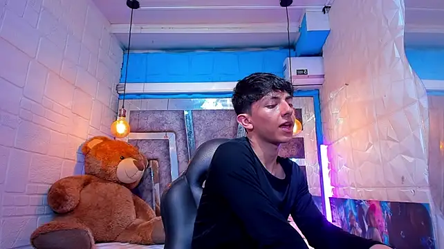 ElanGiraldo webkamerás műsora