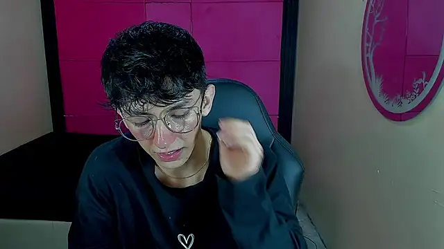 ElanGiraldo Webcam-Show