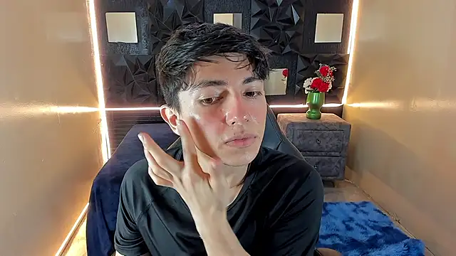 ElanGiraldo Pertunjukan Webcam