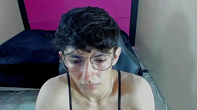 ElanGiraldon Webbikameraesitys