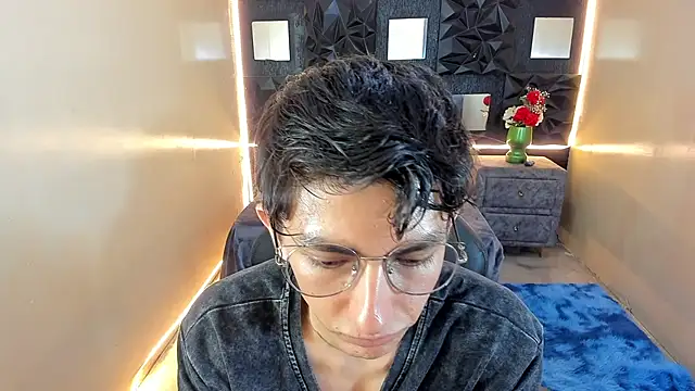 ElanGiraldo Webcam-Show